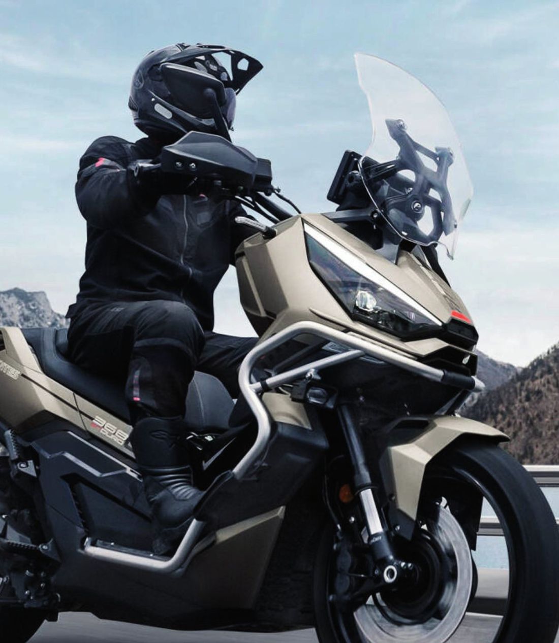 Zontes 368G adventure scooter